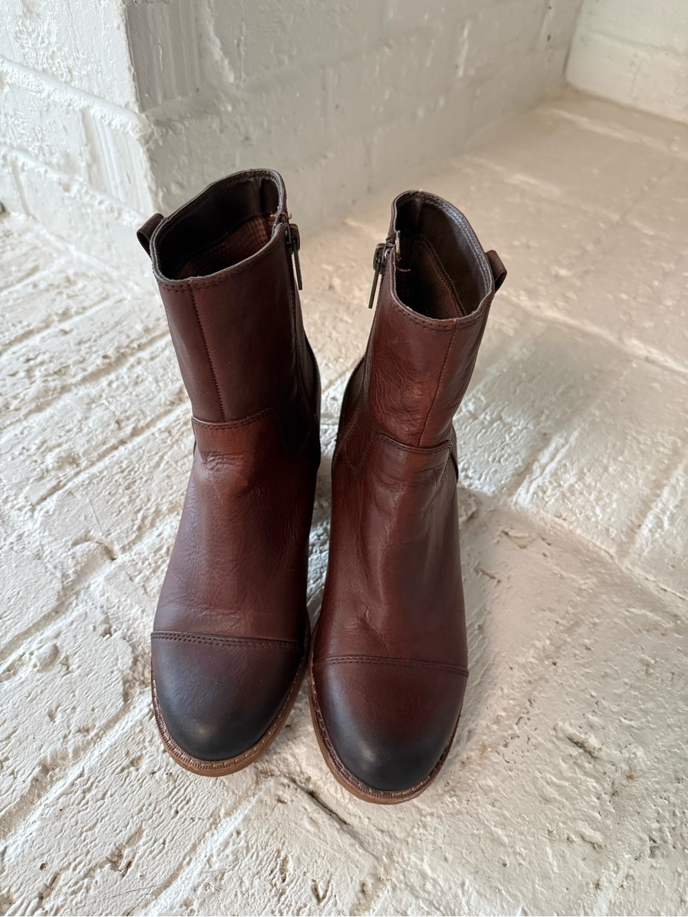 SPERRY Helena leather ankle boots 8.5 - heeled bootie